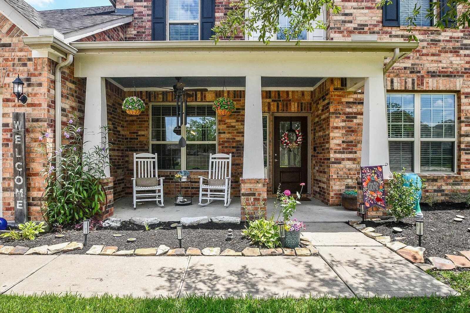 Property Photo: 30213 Willow Chase Lane TX 77423