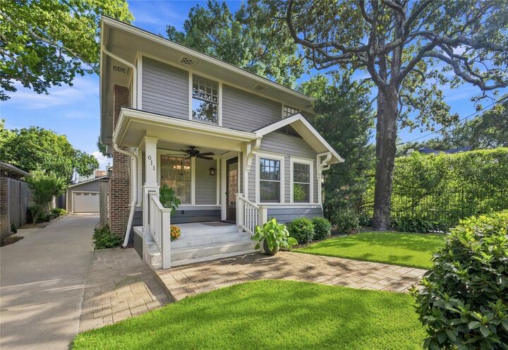 Property Photo: 611 W Main Street TX 77006