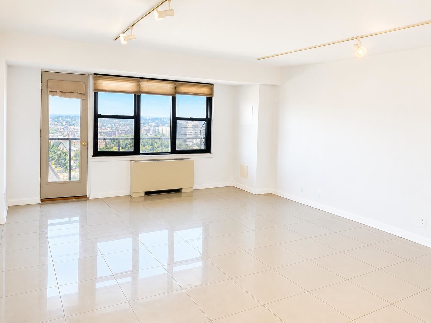 Property Photo:  285 Aycrigg Ave 22D  NJ 07055 