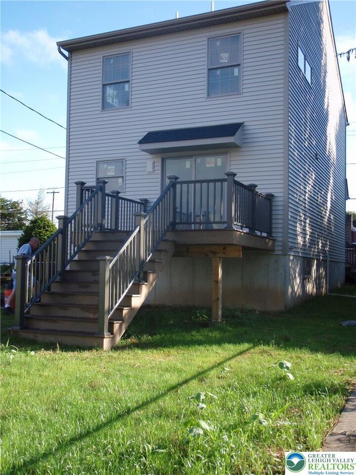 Property Photo:  1796 Newport Avenue  PA 18067 