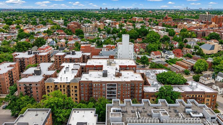 Property Photo:  14430 Sanford Avenue 6L  NY 11355 