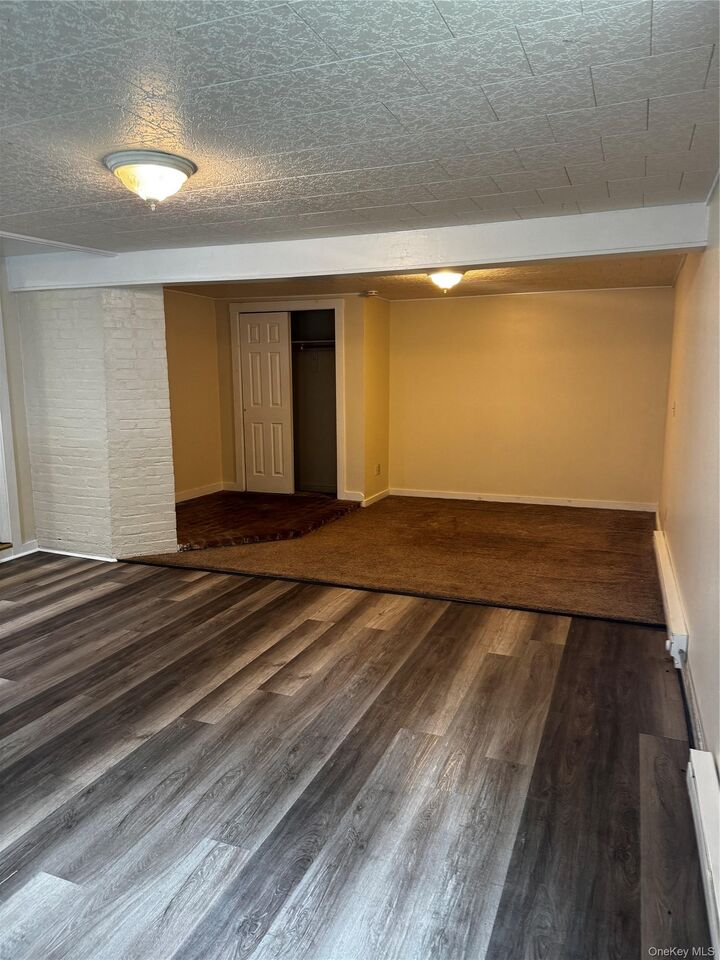 Property Photo: 1529 Rt 300 4 NY 12550