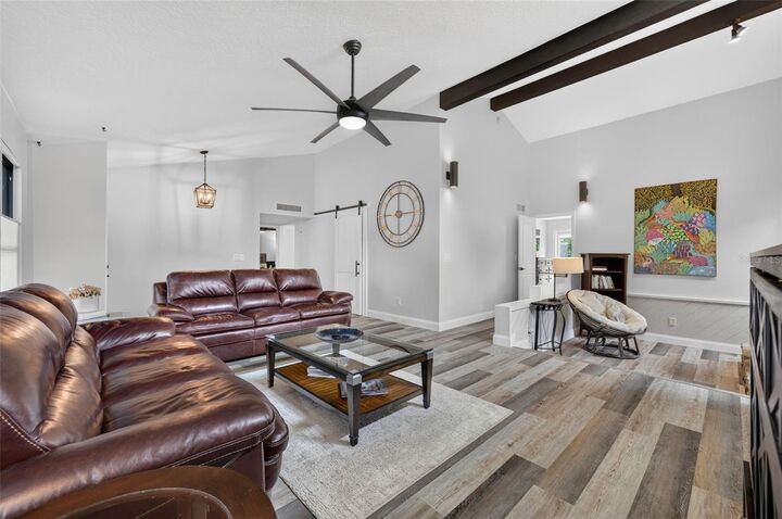 Property Photo: 6601 Brenda Drive FL 32703