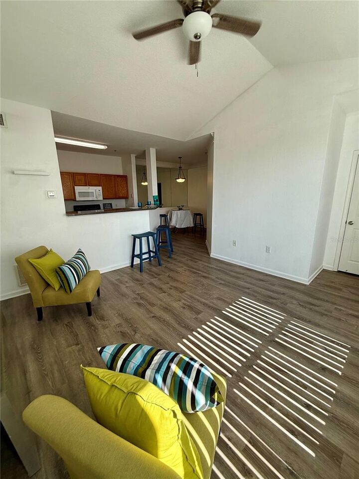Property Photo: 4802 51st Street W 623 FL 34210