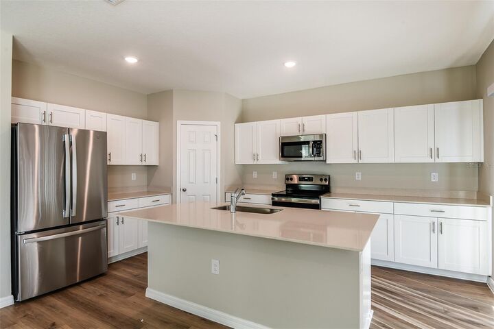 Property Photo:  1589 Sage Avenue  FL 33844 
