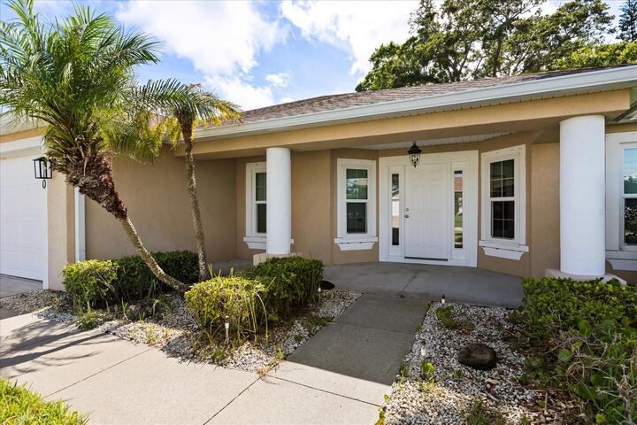 Property Photo:  410 Central Mariners Drive  FL 32141 