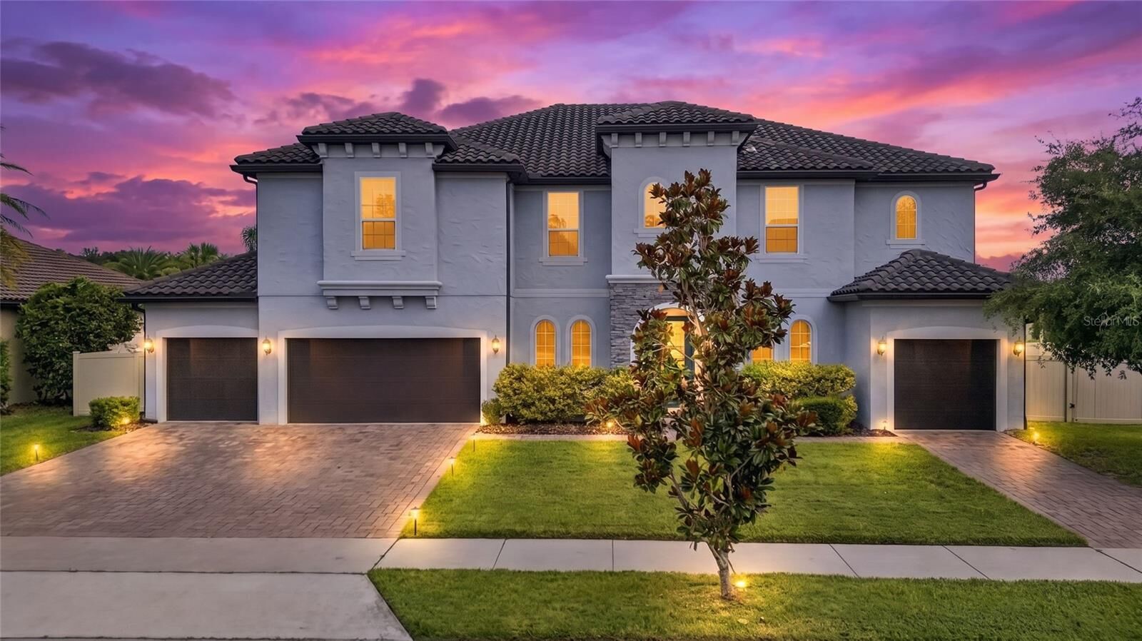 Property Photo: 659 Red Haven Lane FL 32765