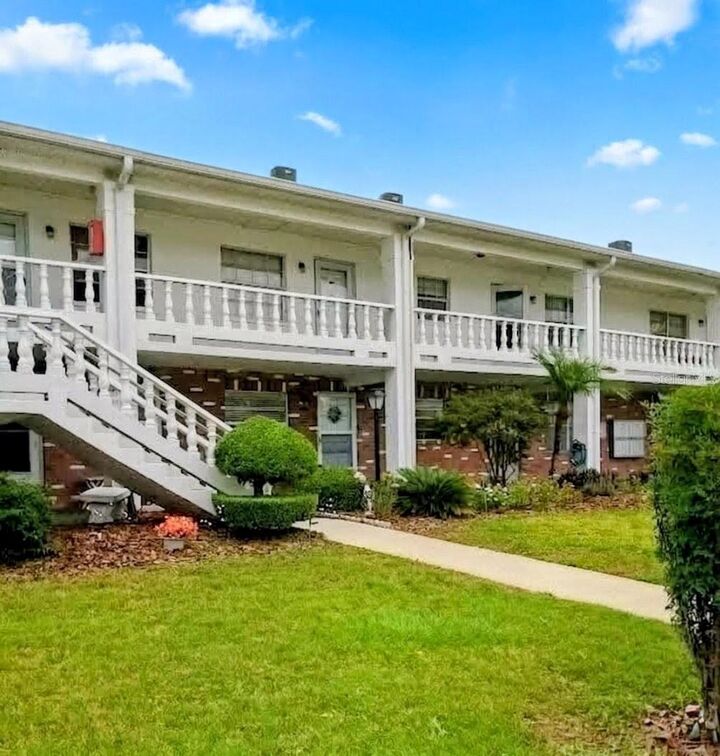 Property Photo:  4744 Azalea Drive 204  FL 34652 