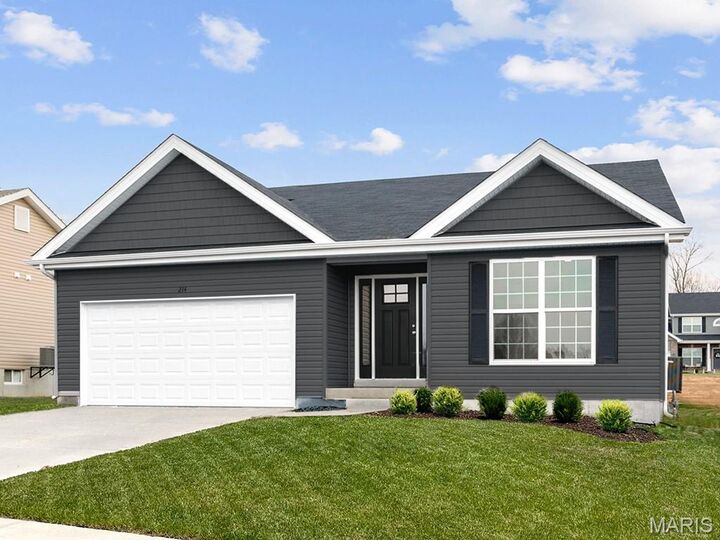 Property Photo: 2 Aspen Ii At Wildflower Manor MO 63385
