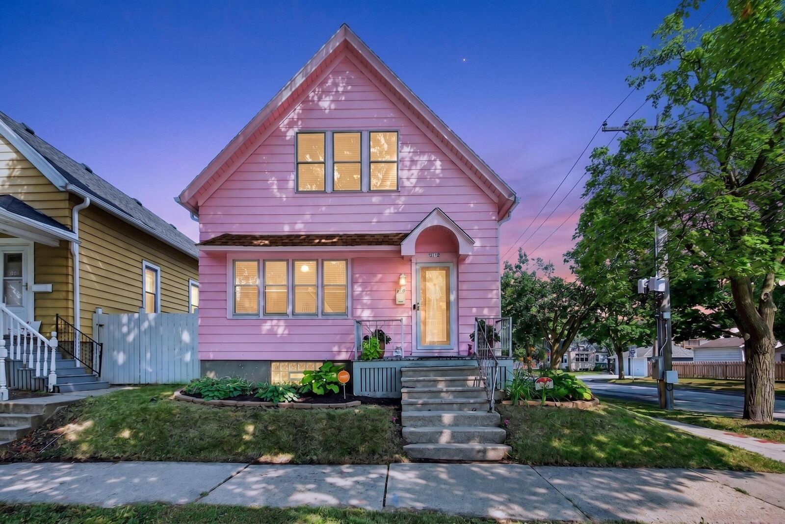 Property Photo: 3172 S Griffin Ave WI 53207