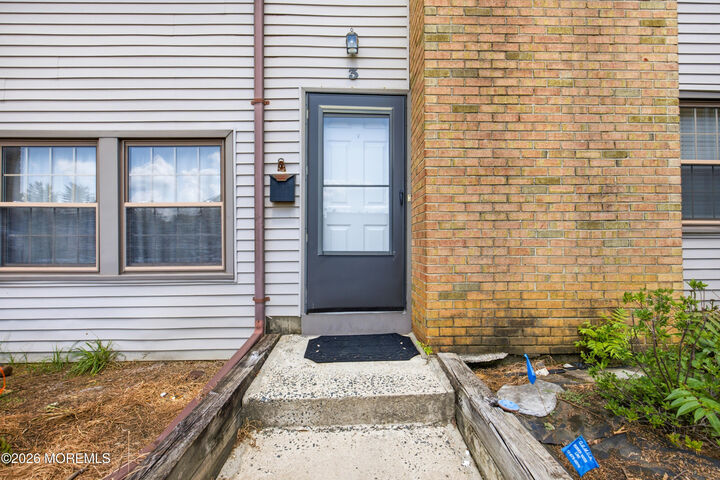 Property Photo:  3 Rebecca Court  NJ 08857 