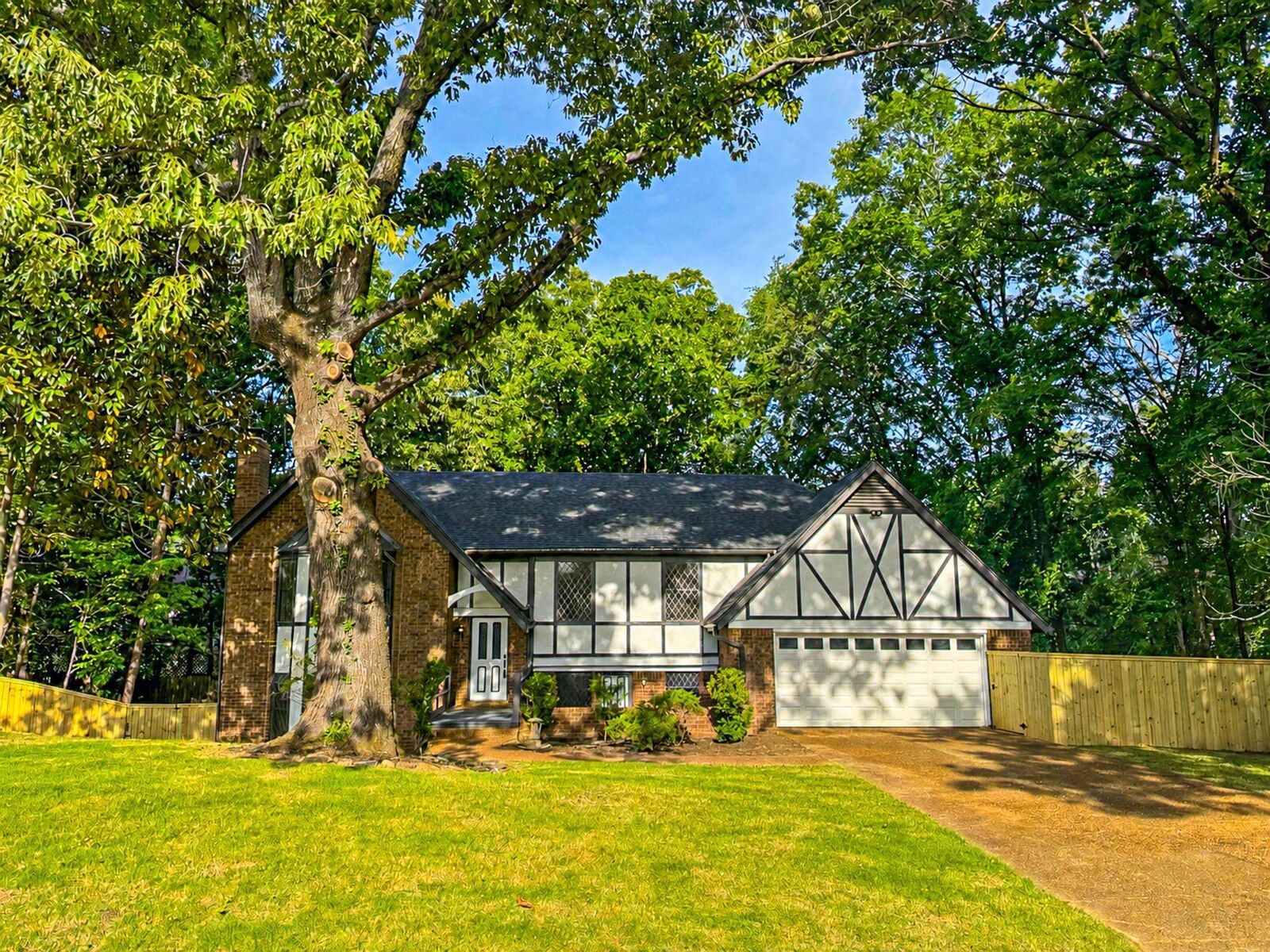Property Photo:  2265 Easton Dr  TN 38016 