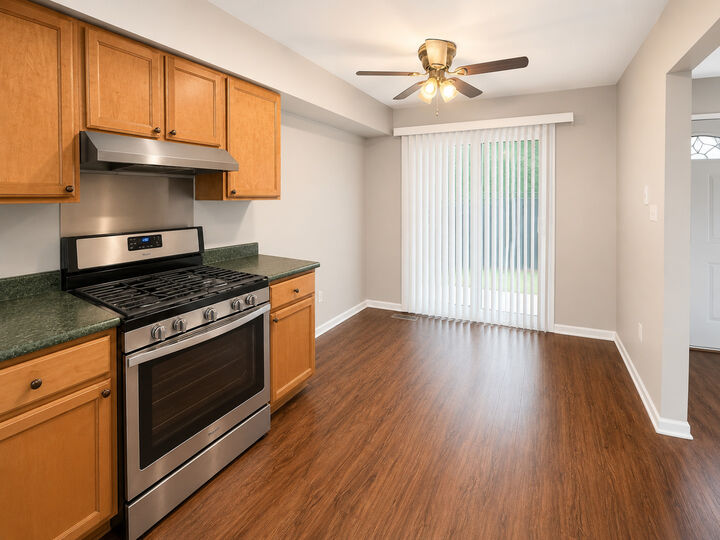 Property Photo: 1984 Dunmore Place IL 60169