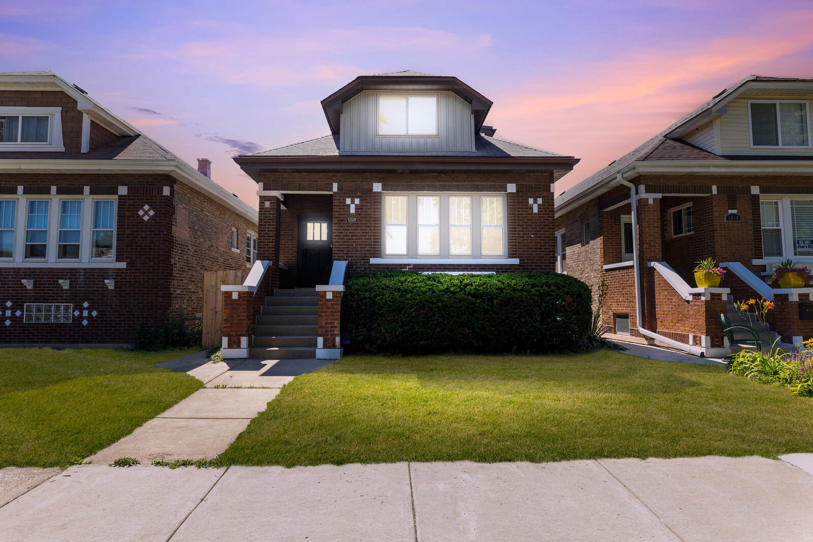 Property Photo:  1520 Wesley Avenue  IL 60402 