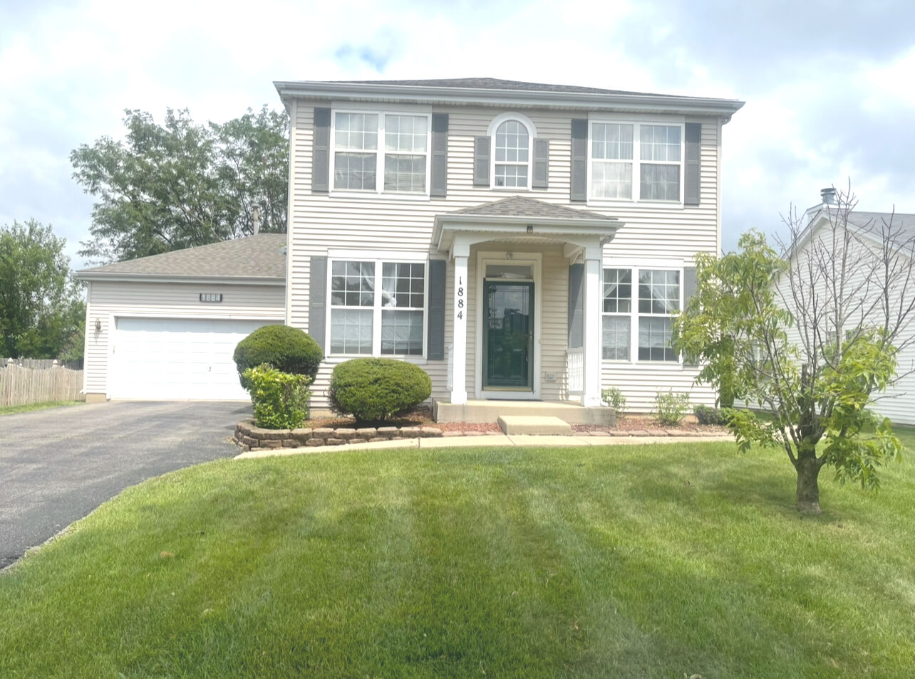 Property Photo:  1884 Fescue Drive  IL 60504 