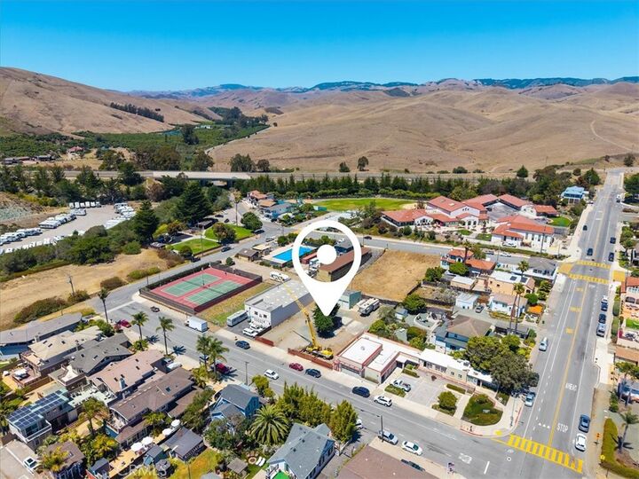 Property Photo:  249 Cayucos  CA 93430 