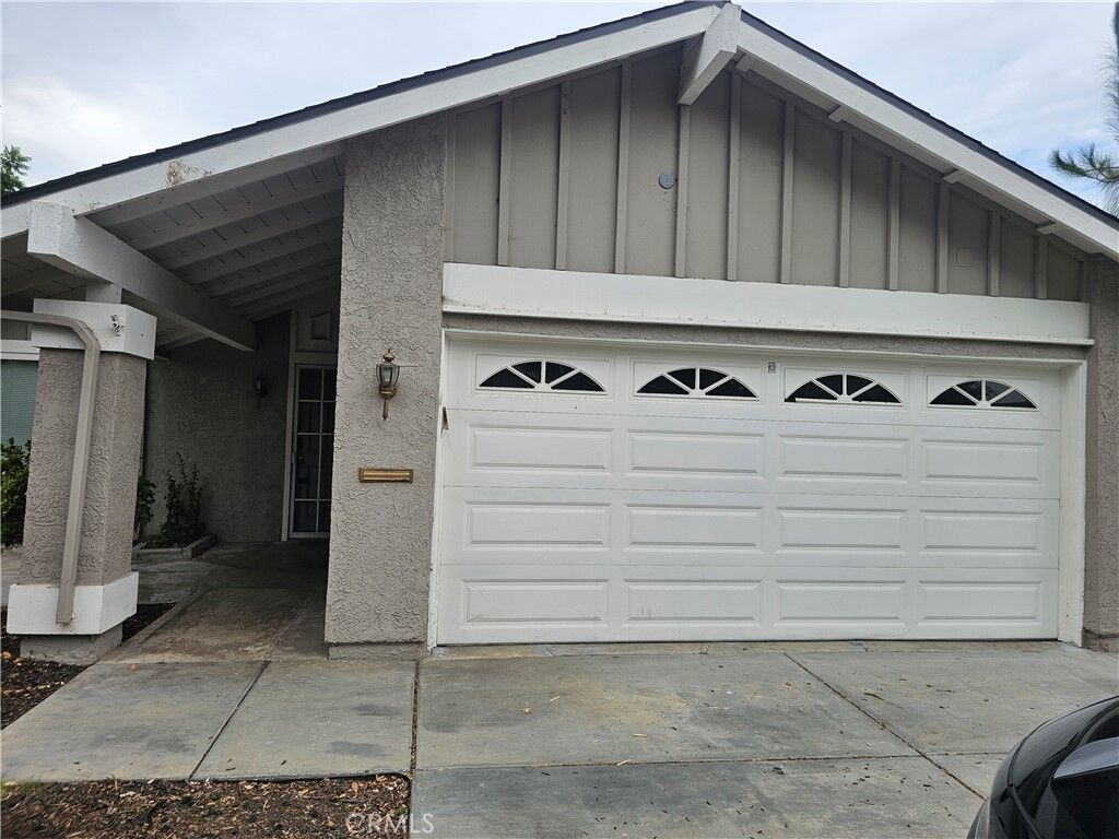 Property Photo:  4552 Cheviot  CA 92604 