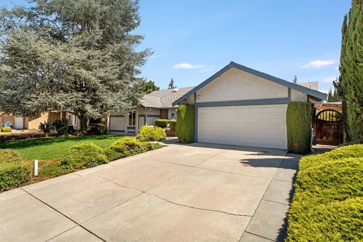 Property Photo:  3220 Foxboro Place  CA 95135 