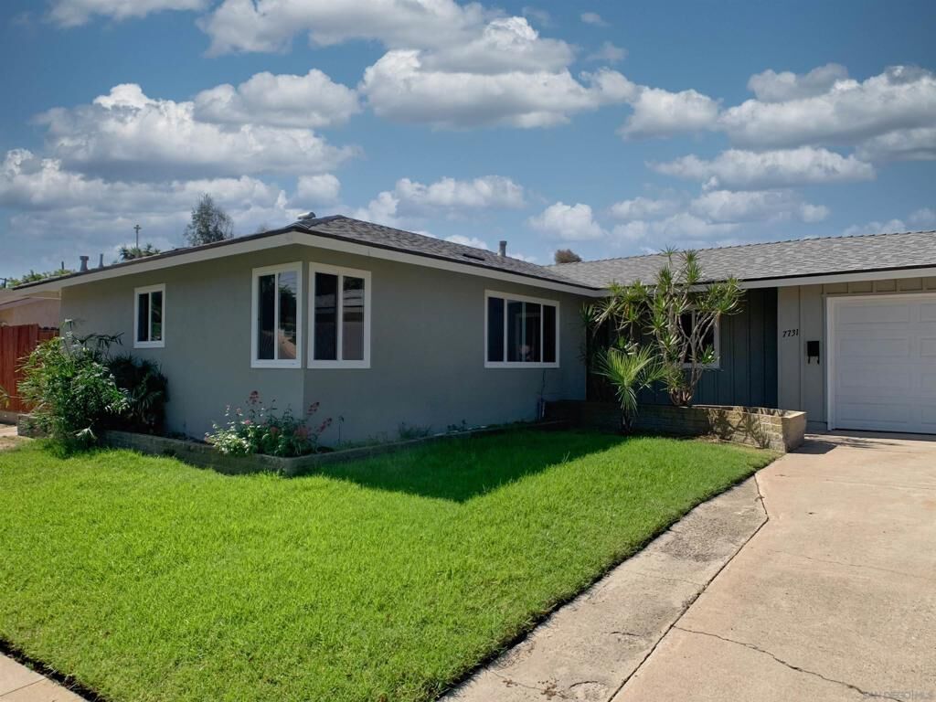 Property Photo:  
