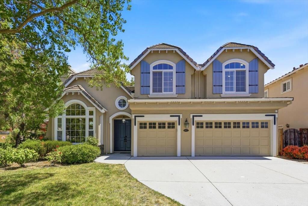 Property Photo: 18922 Congress Junction Court CA 95070