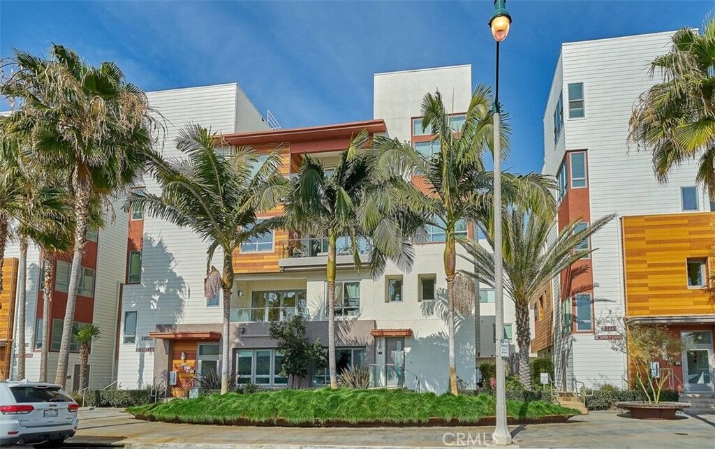 Property Photo:  12468 Osprey Lane 1  CA 90094 