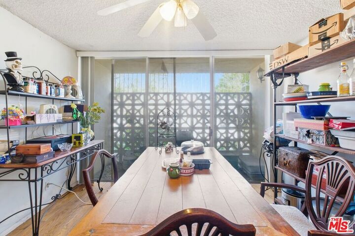 Property Photo:  519 N Exton Avenue  CA 90302 