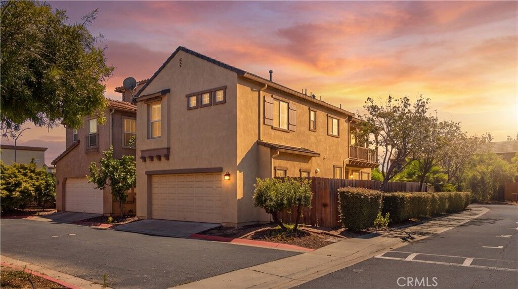 Property Photo:  843 Orchid  CA 93455 
