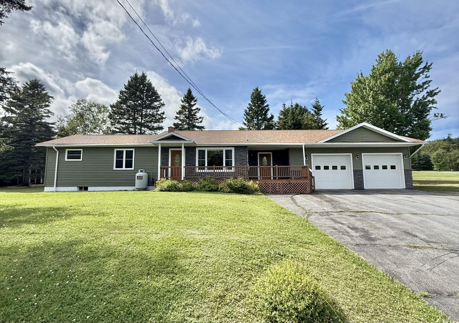 Property Photo: 489 Aroostook Road ME 04743