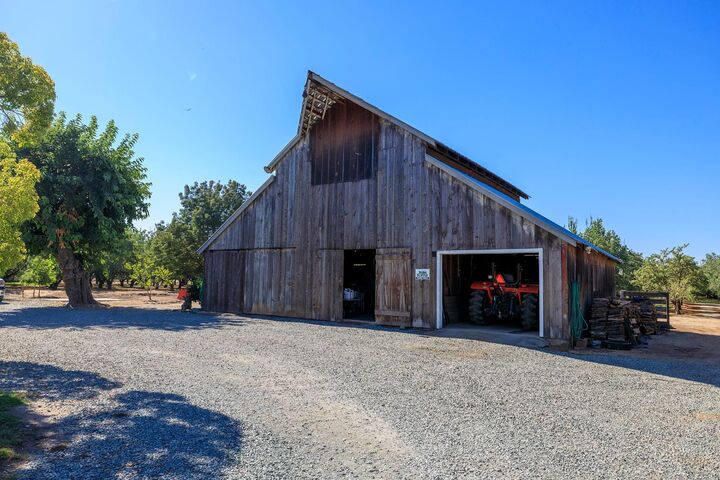 Property Photo:  8460 E Keyes Road  CA 95326 