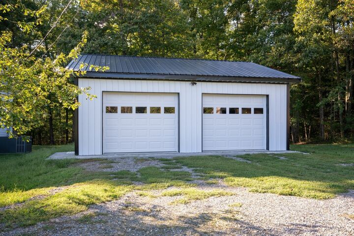 Property Photo: 10498 Missionary Ridge Rd TN 37025