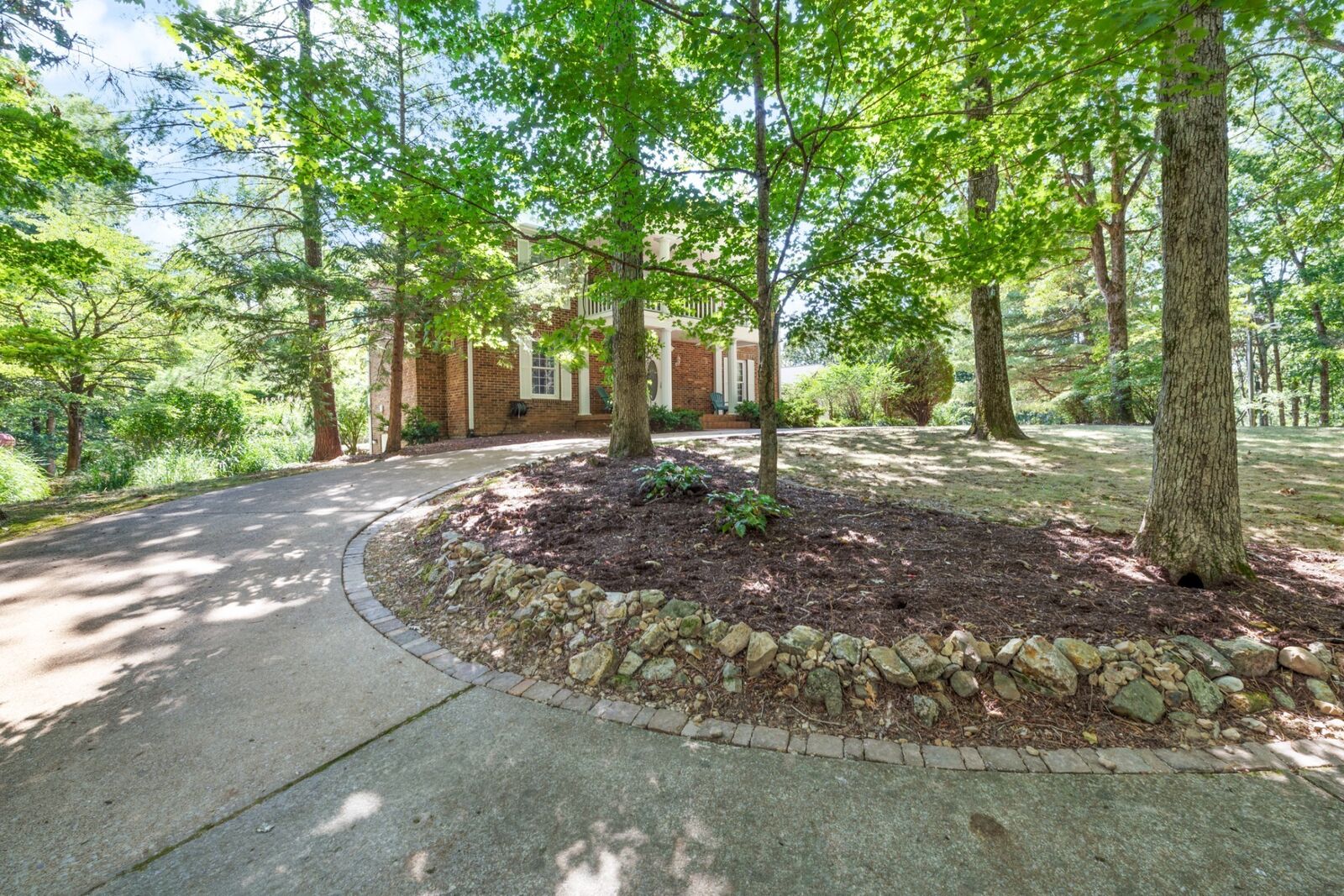 Property Photo:  7422 Indian Creek Rd  TN 37101 