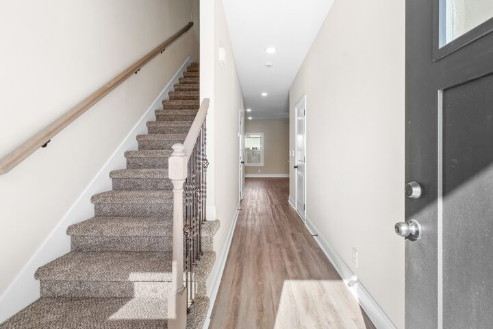 Property Photo: 208 W Fallow Ct TN 37040
