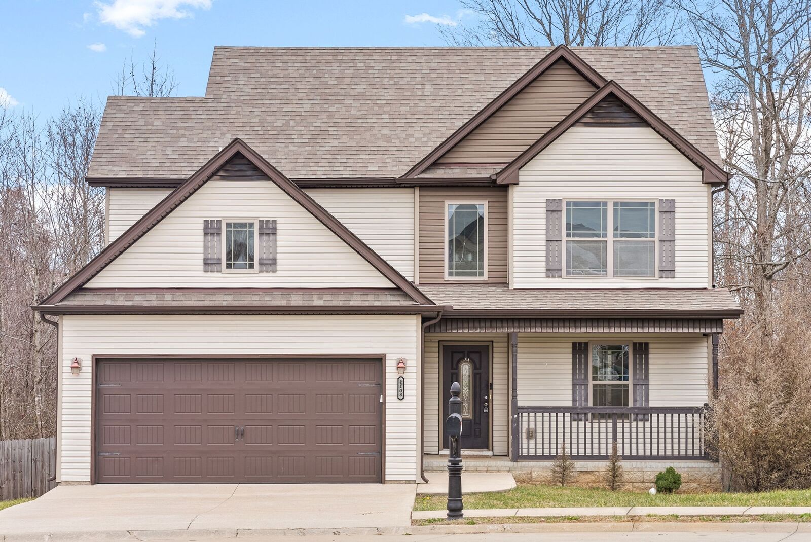Property Photo:  1103 Medallion Ct  TN 37042 