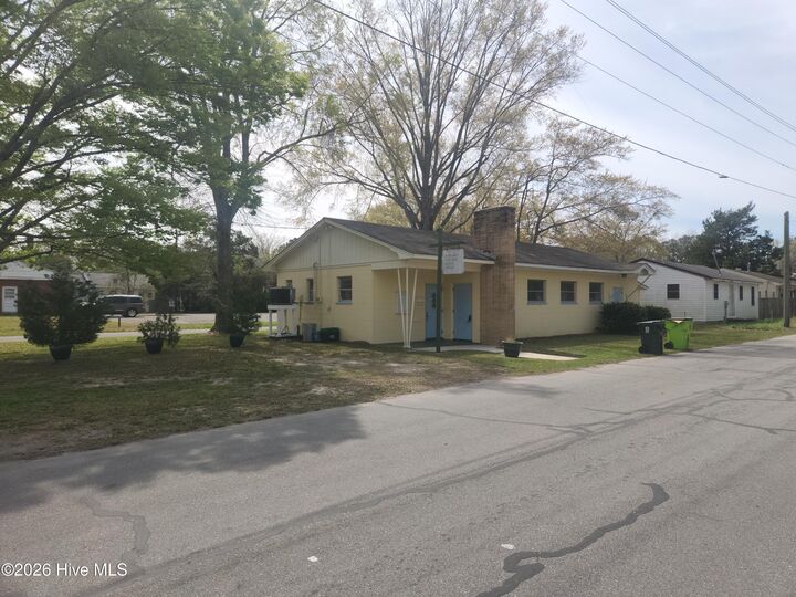 Property Photo:  507 Contentnea Avenue  NC 28560 