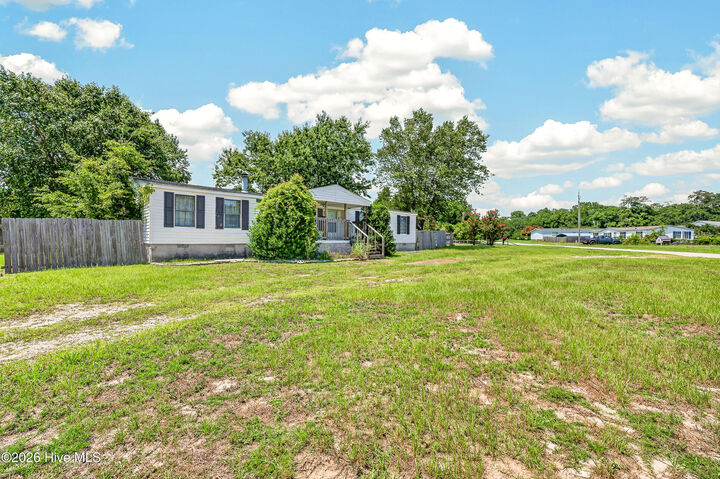 Property Photo:  171 Oyster Lane  NC 28539 