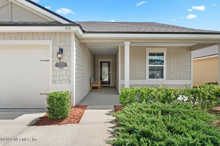 Property Photo: 4032 Sandbank Court FL 32068
