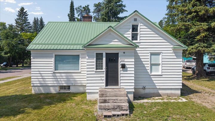 Property Photo:  302 Wisconsin Avenue  MT 59937 