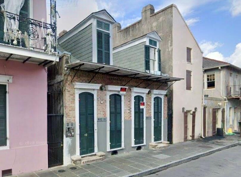 Property Photo: 832 Saint Ann Street 1A LA 70116