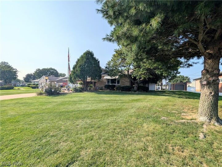 Property Photo:  1409 Opal Street  OH 44641 