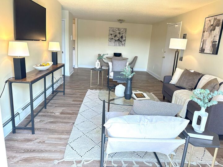 Property Photo: 126 Mammoth Road NH 03106