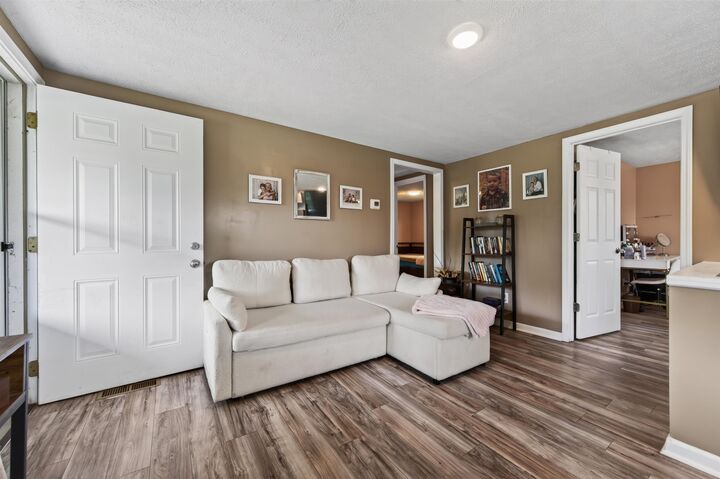 Property Photo: 190 New Street VA 24073