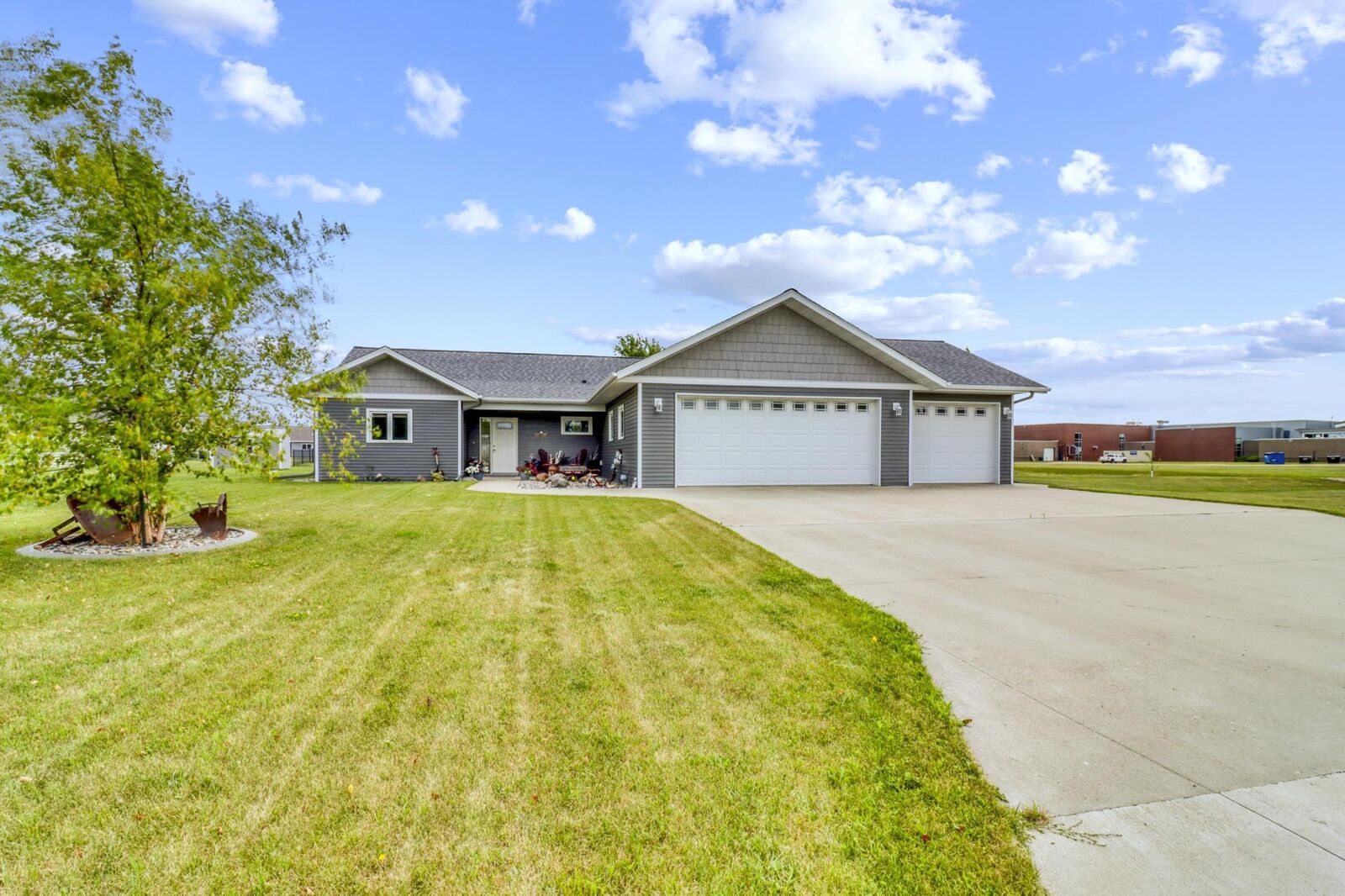 Property Photo: 408 Garfield Lane MN 56554