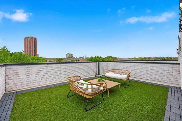 Property Photo:  1920 Caddo Street 204  TX 75204 