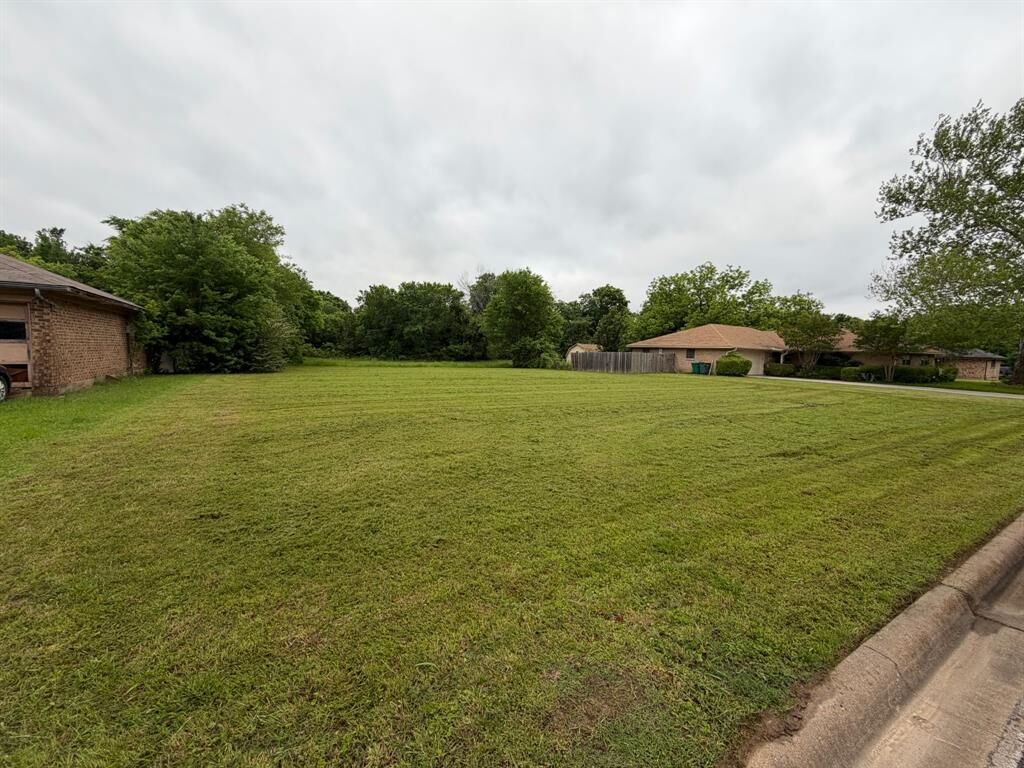 Property Photo:  712 E Olive Street 718  TX 75090 