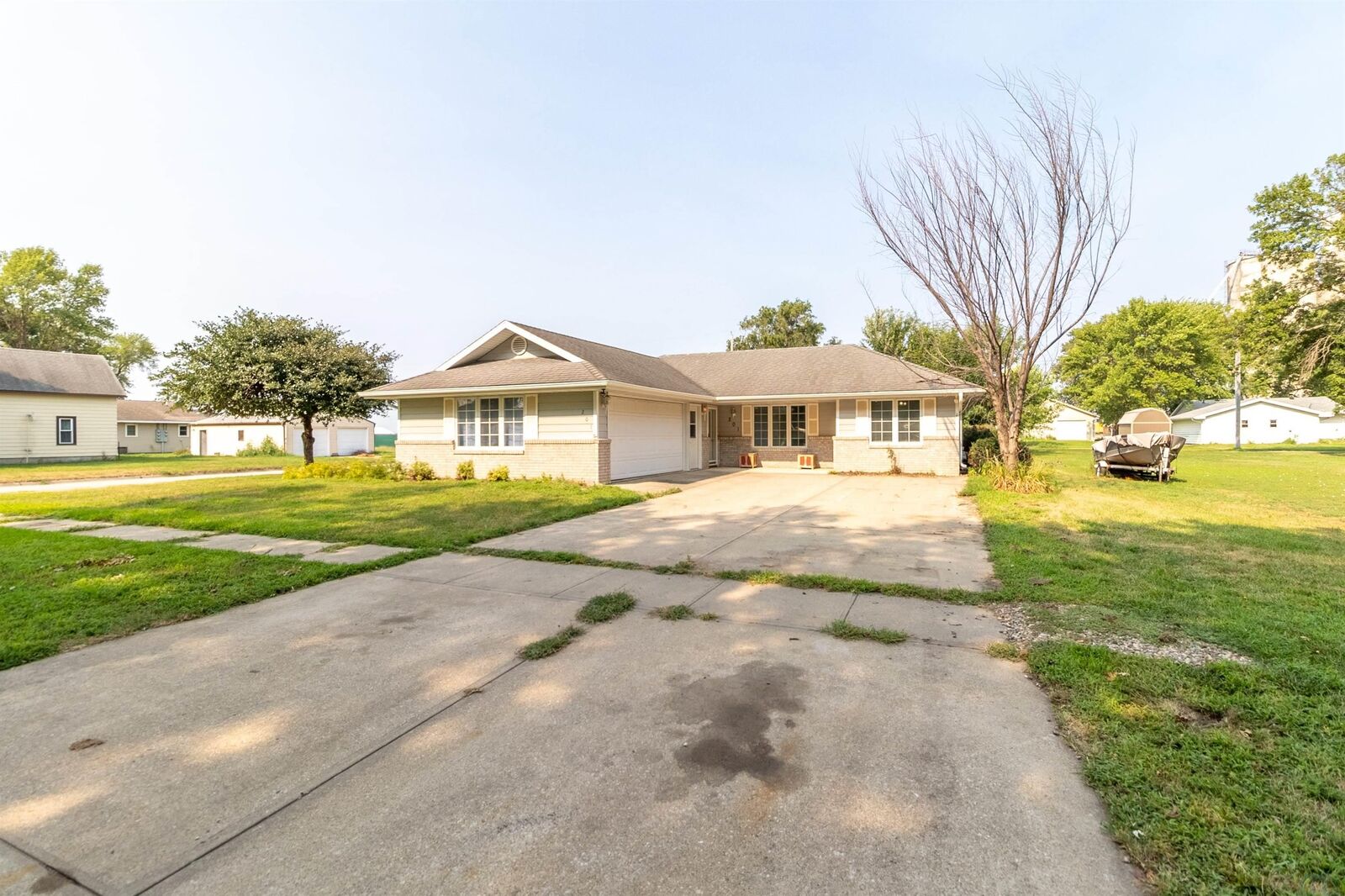 Property Photo:  201 Barnard Street  IA 51055 