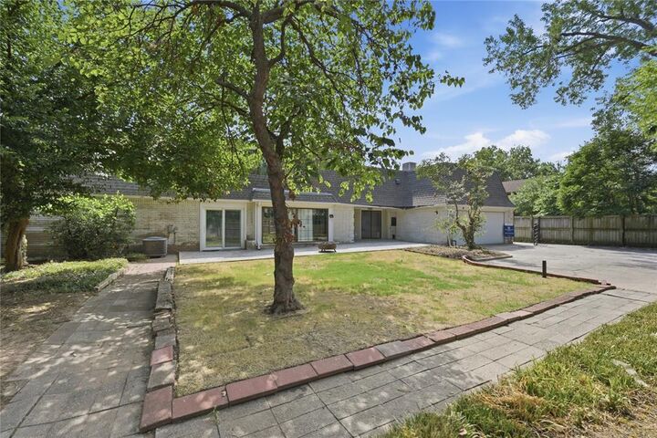 Property Photo: 1814 Brookhaven Boulevard OK 73072