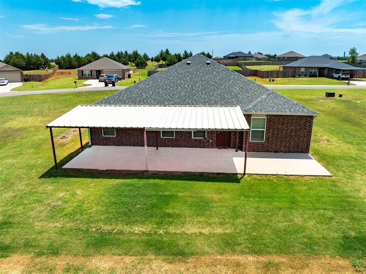 Property Photo: 5718 Bent Creek Road OK 74804