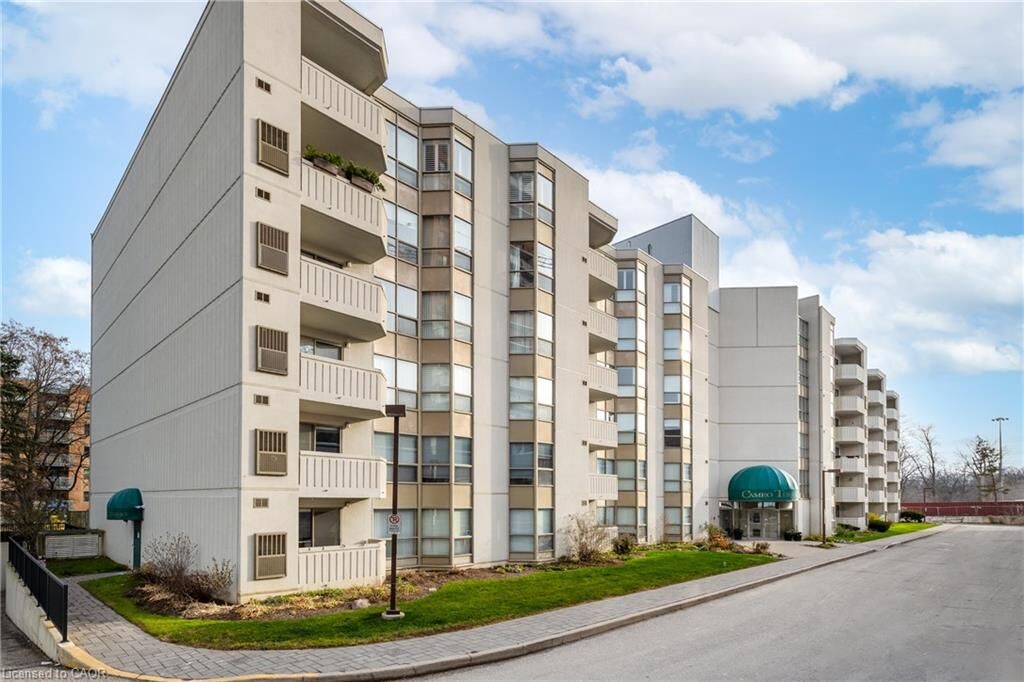 Property Photo: 3267 King Street E 508 ON N2A 4A4