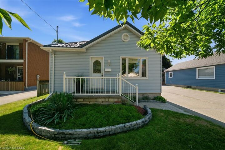 37 Hill Avenue — photo 1