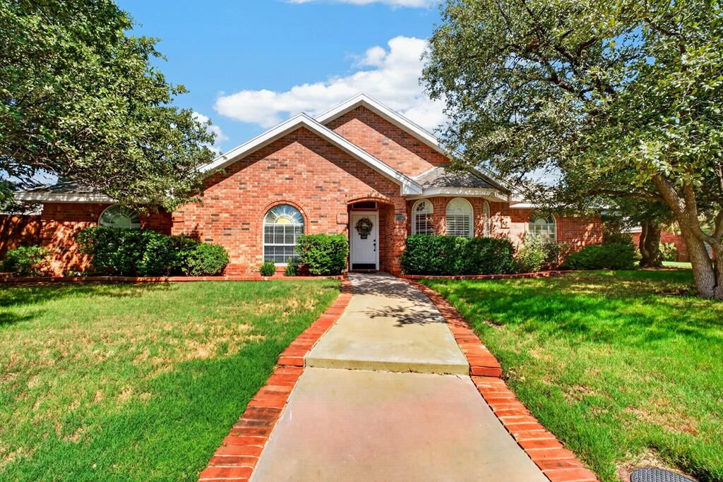 Property Photo: 2105 Winddrift TX 79707
